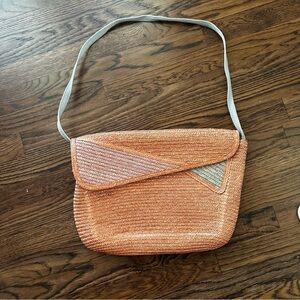 Vintage 80’s Studio R Italy Woven Straw Envelope Shoulder Clutch Bag in Peach